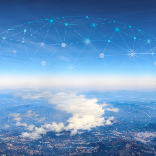 infoq.com - Teena Idnani - Building Distributed Event-Driven Architectures Across Multi-Cloud Boundaries