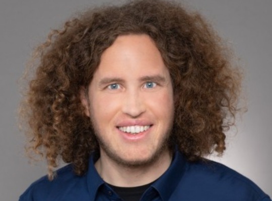 infoq.com - Autonomous Data Products for the Autonomous Era: Rethinking Data Architecture for GenAI